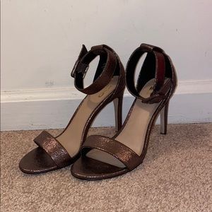 Open toe sandal heel